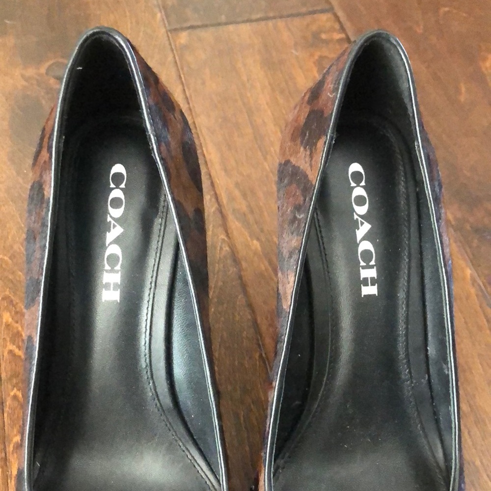 Coach heels. - Picture 4 of 7